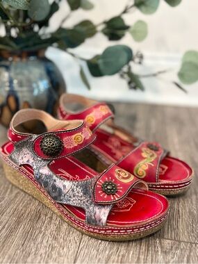 L’Artiste by Spring Step Artisan Red Floral Cork Wedge Sandals Size 39